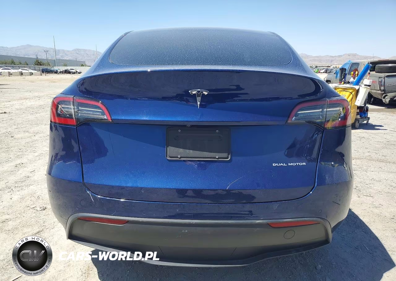 2022 Tesla Model Y VIN:7SAYGDEE9NF559505 - 6