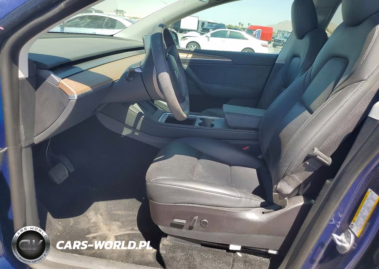 2022 Tesla Model Y VIN:7SAYGDEE9NF559505 - 7