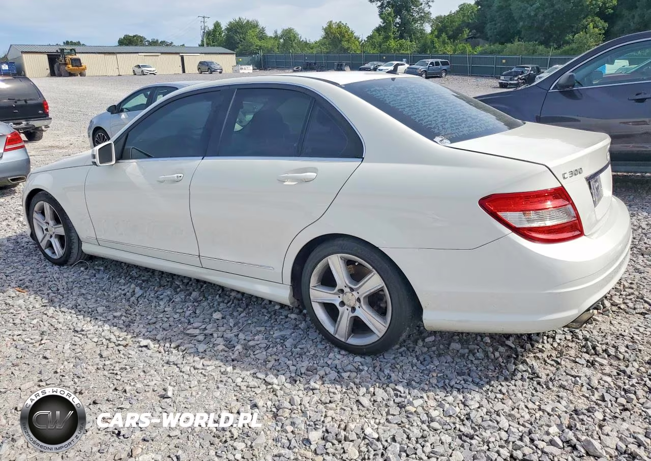 2011 Mercedes-Benz C 300 VIN:WDDGF5EBXBA509021 - 2