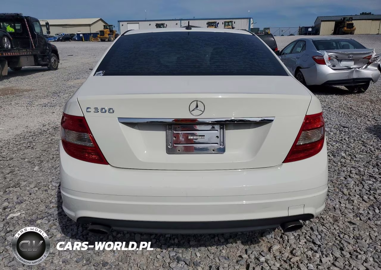 2011 Mercedes-Benz C 300 VIN:WDDGF5EBXBA509021 - 6