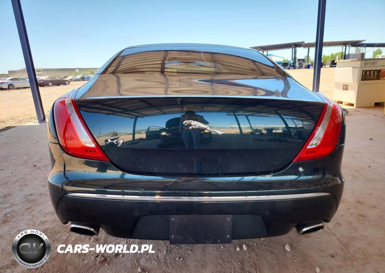 2011 Jaguar Xj VIN:SAJWA1CB1BLV17837 - 6