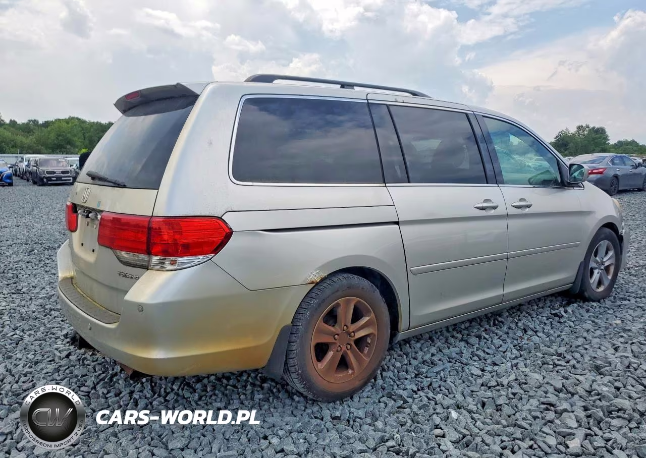2008 Honda Odyssey Touring VIN:5FNRL38978B004062 - 3