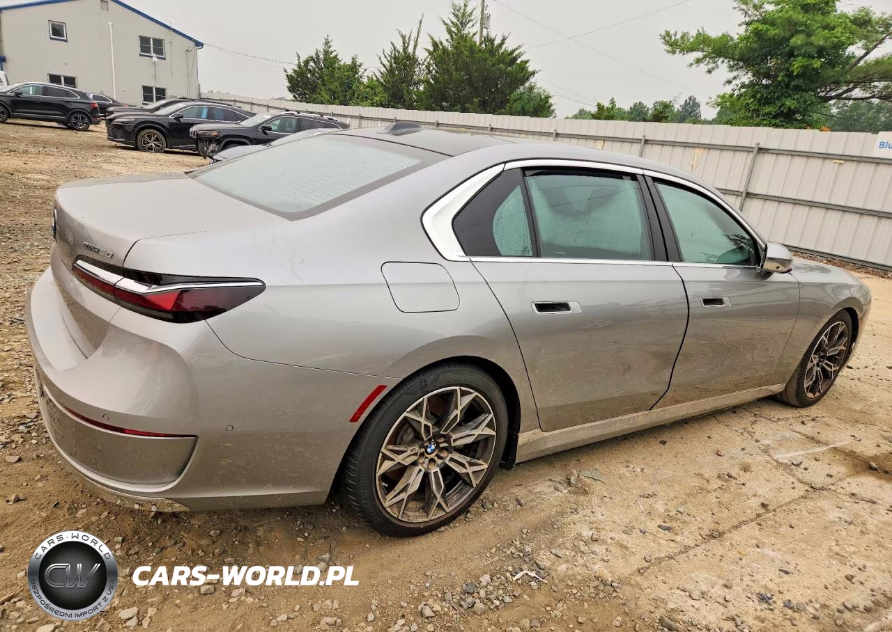 2025 BMW I7 Edrive50 VIN:WBY43EJ08SCU98890 - 3