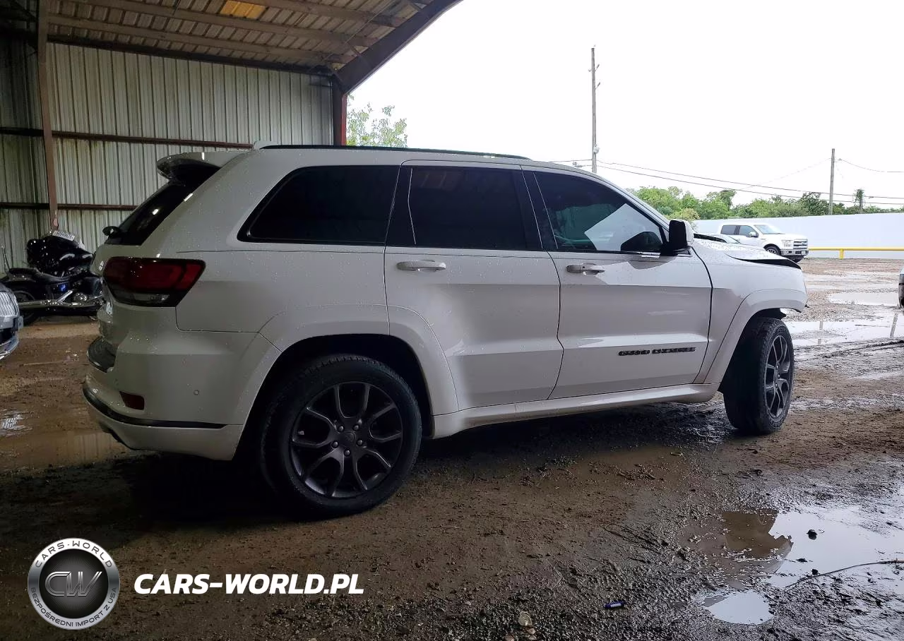 2020 Jeep Grand Cherokee Overland VIN:1C4RJECG6LC257919 - 3