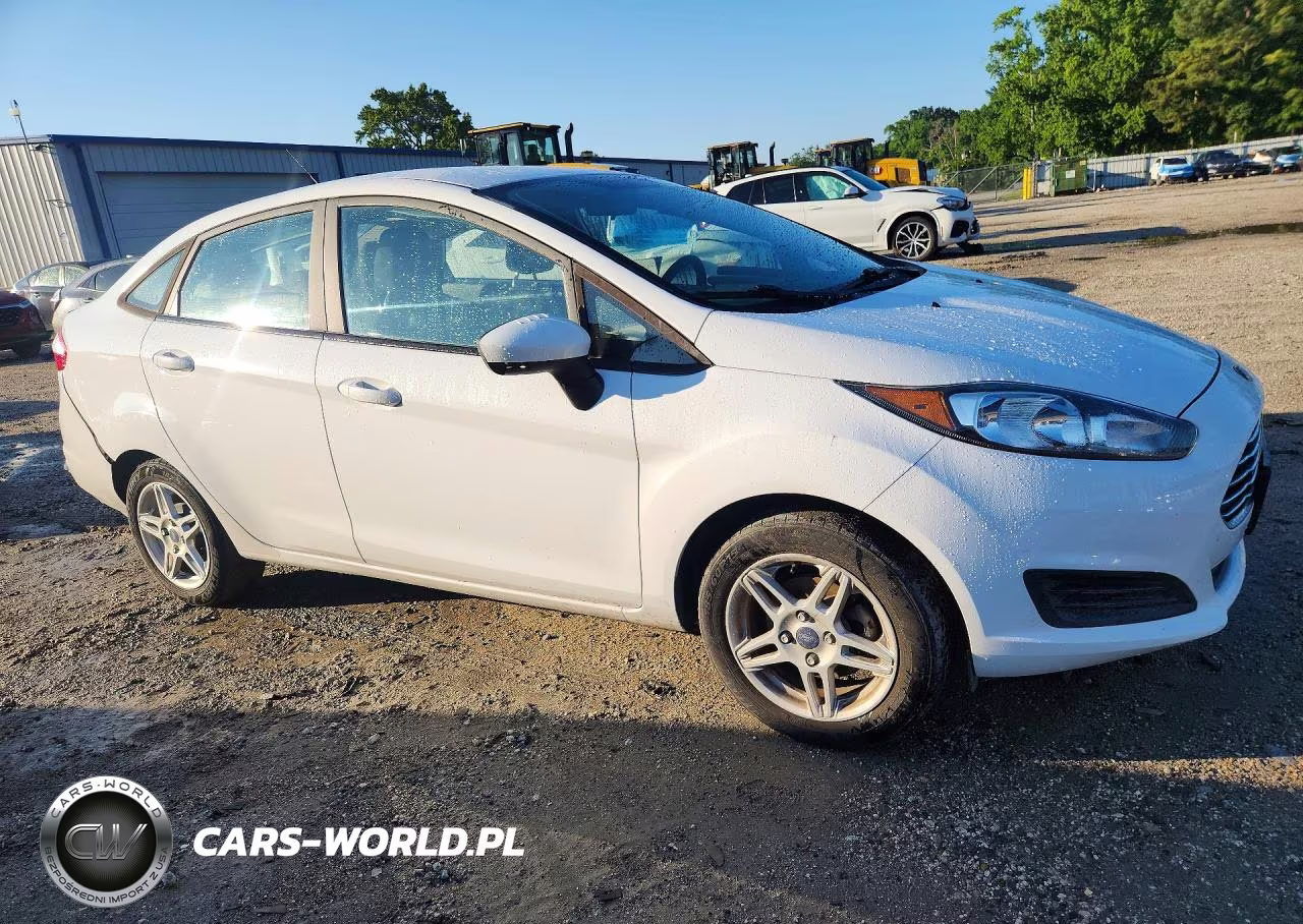 2018 Ford Fiesta Se VIN:3FADP4BJXJM103862 - 4