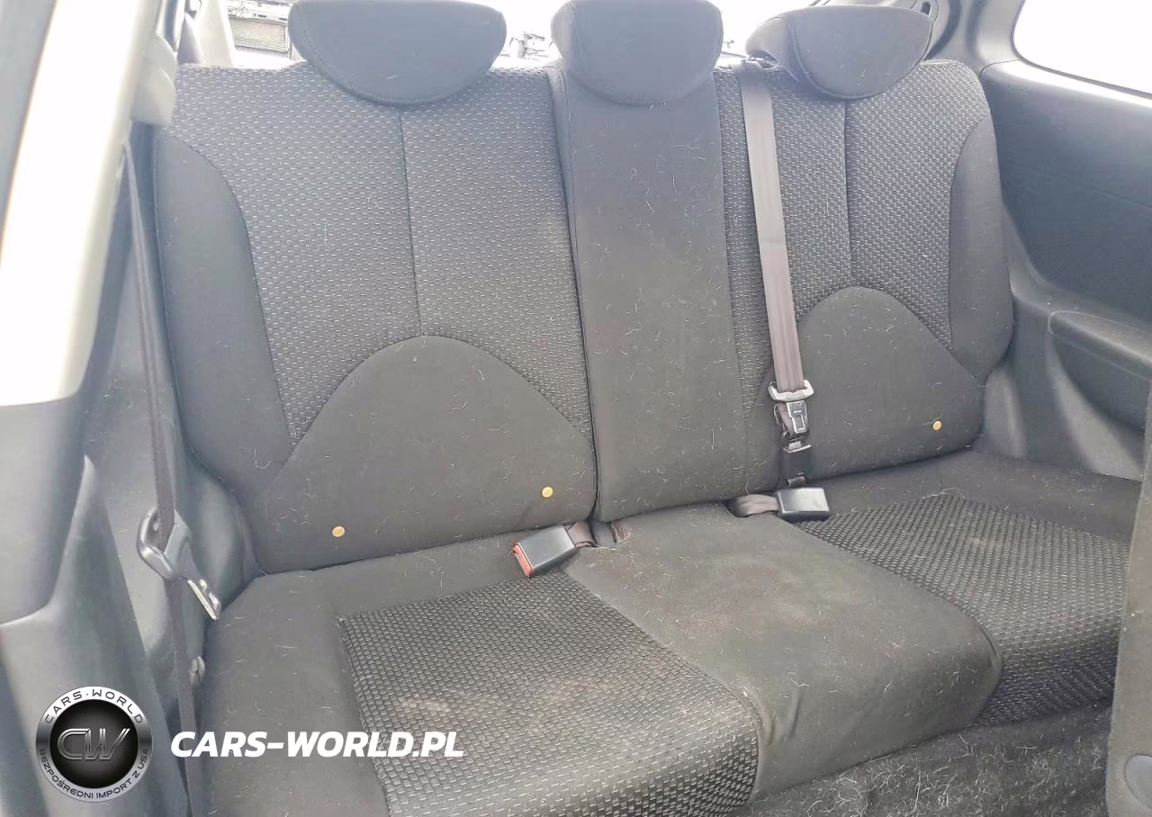 2010 Hyundai Accent Gs VIN:KMHCM3ACXAU164681 - 10