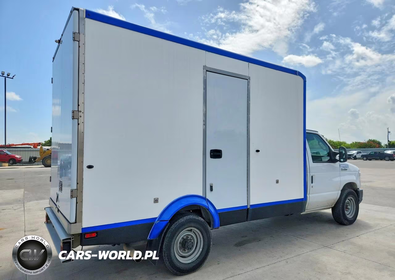 2023 Ford E350 Refrigerated Box Truck VIN:1FDWE3FK3PDD00801 - 3