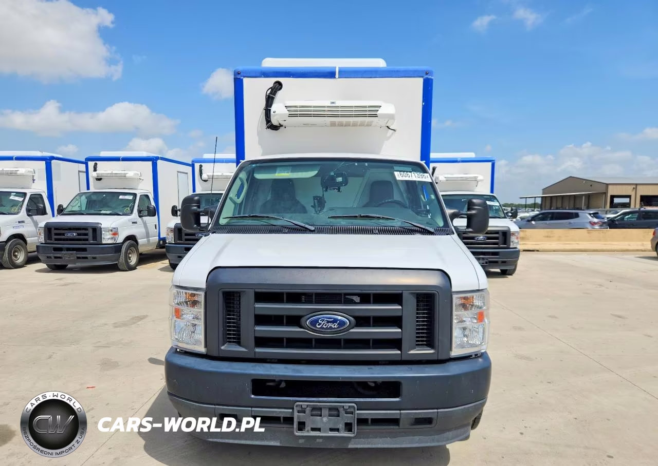 2023 Ford E350 Refrigerated Box Truck VIN:1FDWE3FK3PDD00801 - 5