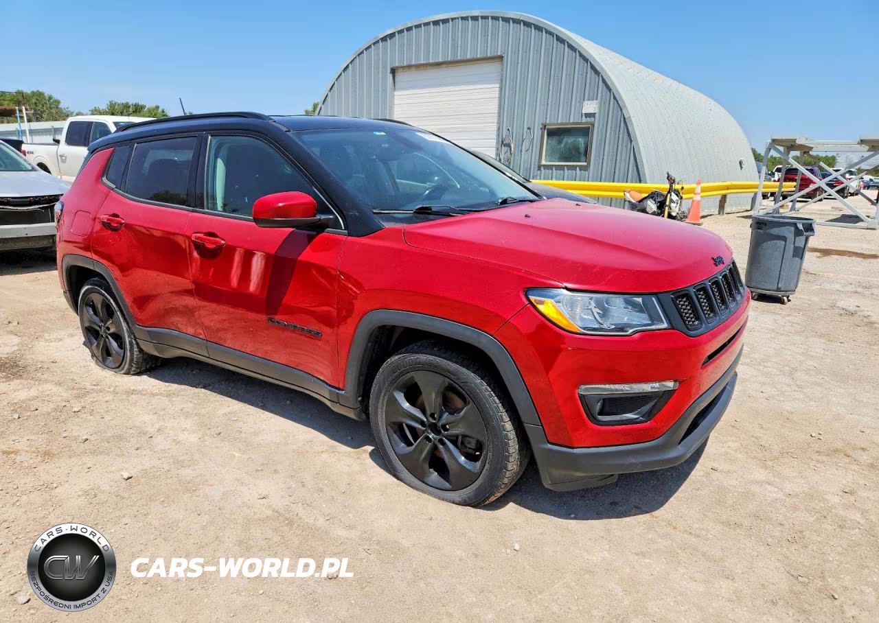 2019 Jeep Compass Latitude VIN:3C4NJCBB5KT833110 - 4