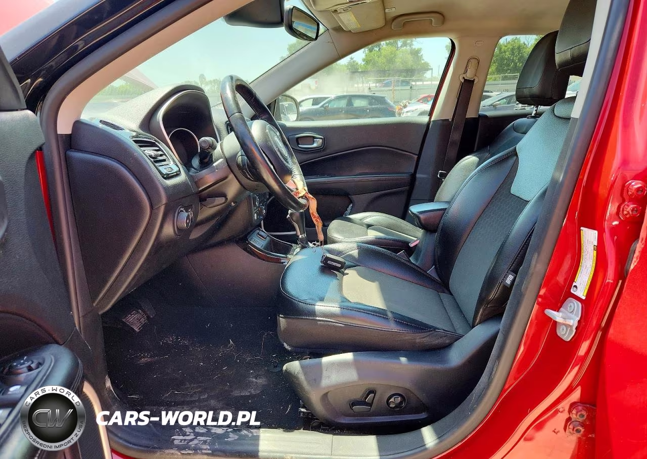 2019 Jeep Compass Latitude VIN:3C4NJCBB5KT833110 - 7