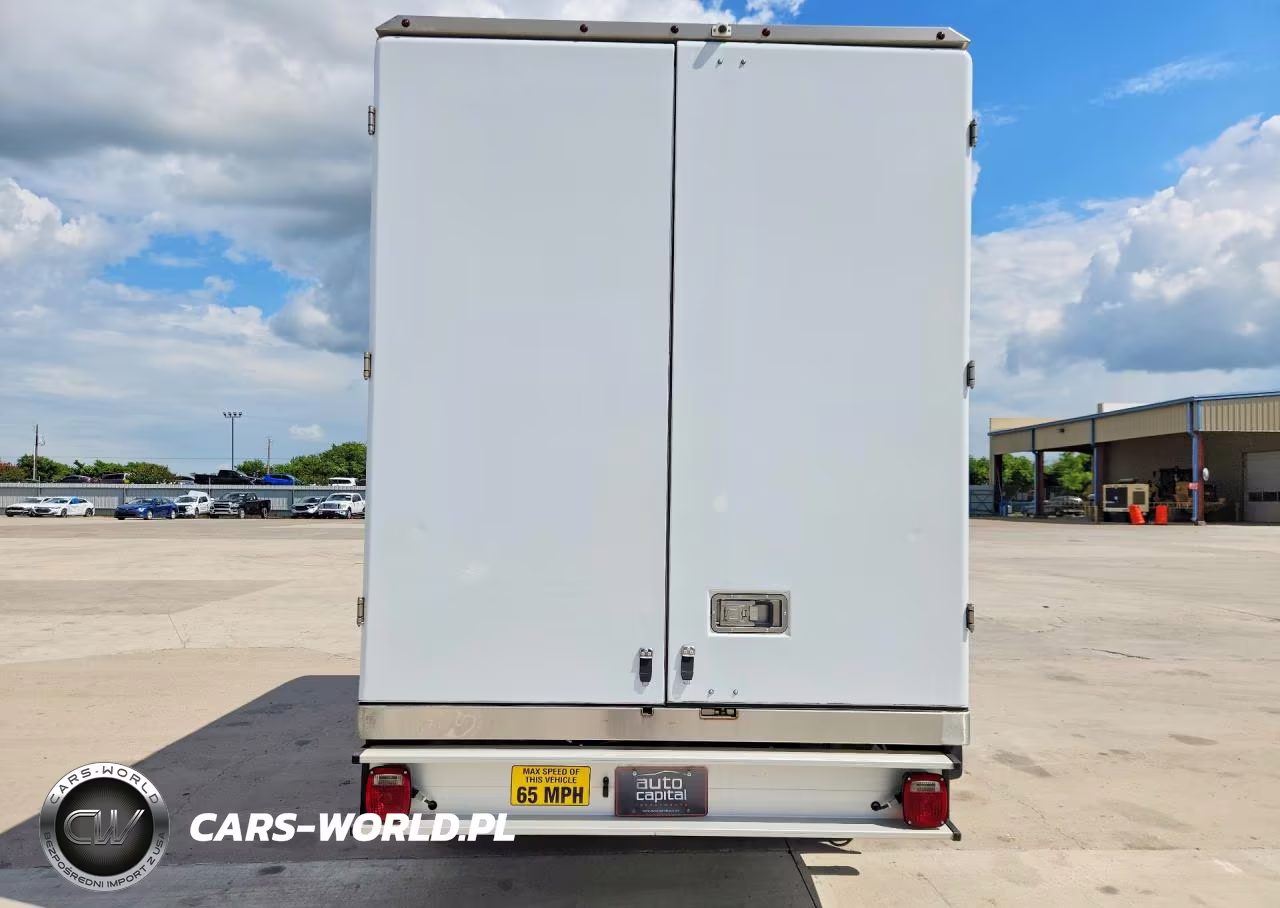 2023 Ford E350 Refrigerated Box Truck VIN:1FDWE3FKXPDD00813 - 6