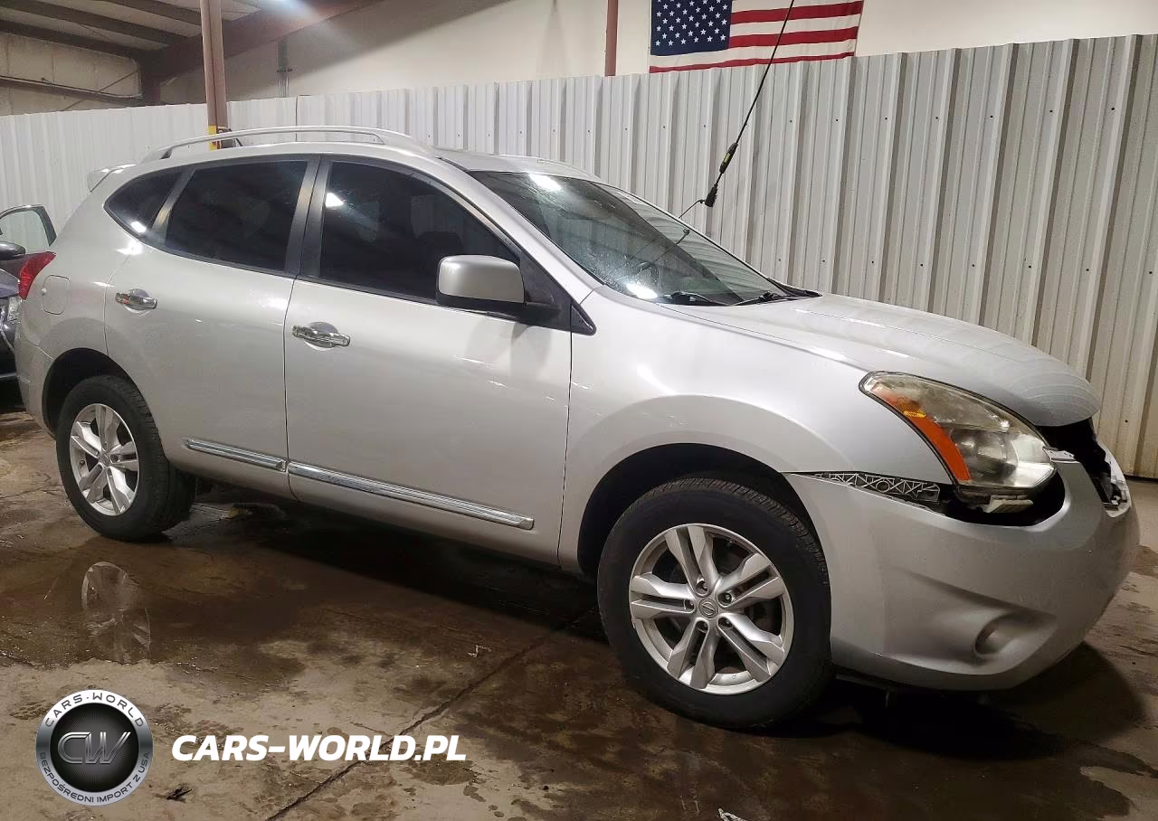 2013 Nissan Rogue S VIN:JN8AS5MV2DW658962 - 4