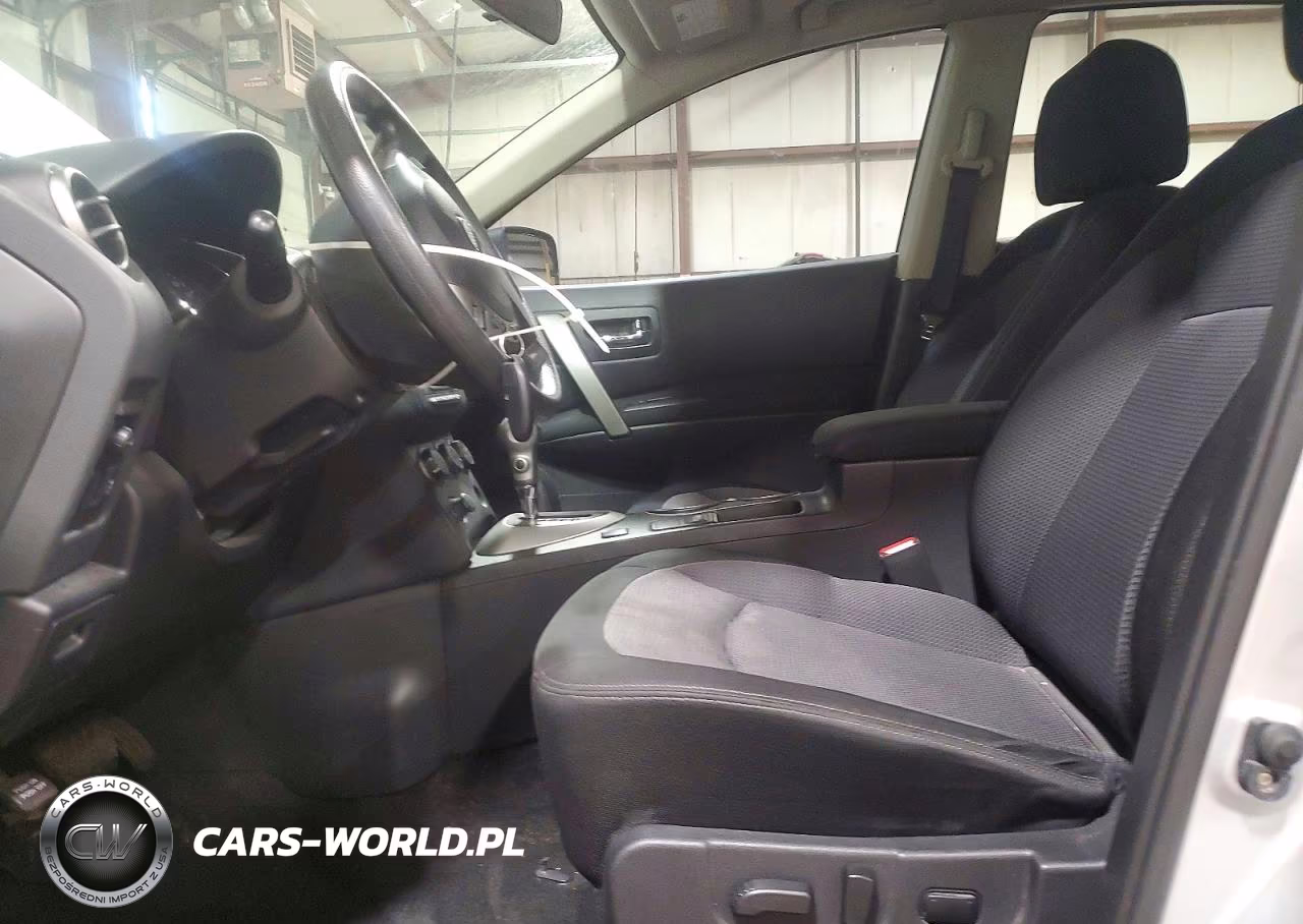2013 Nissan Rogue S VIN:JN8AS5MV2DW658962 - 7