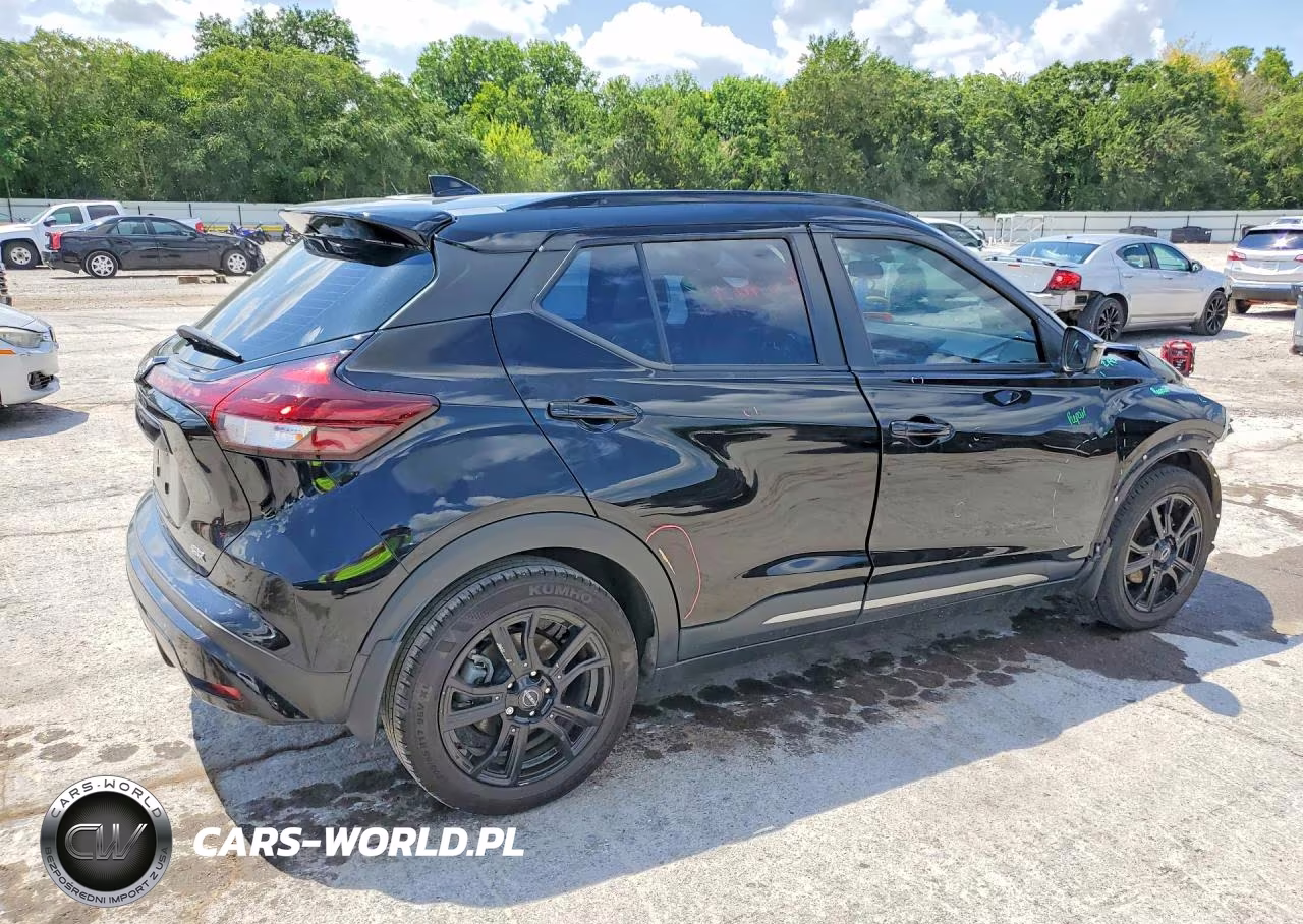2023 Nissan Kicks Sr VIN:3N1CP5DV0PL472825 - 3