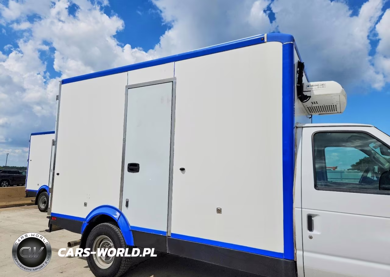 2023 Ford E350 Refrigerated Box Truck VIN:1FDWE3FKXPDD14789 - 11
