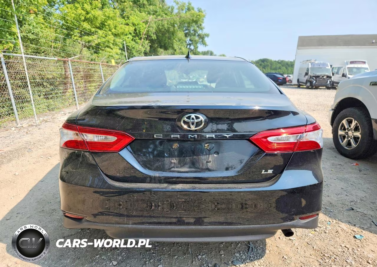2019 Toyota Camry Le VIN:4T1B11HK0KU176426 - 6