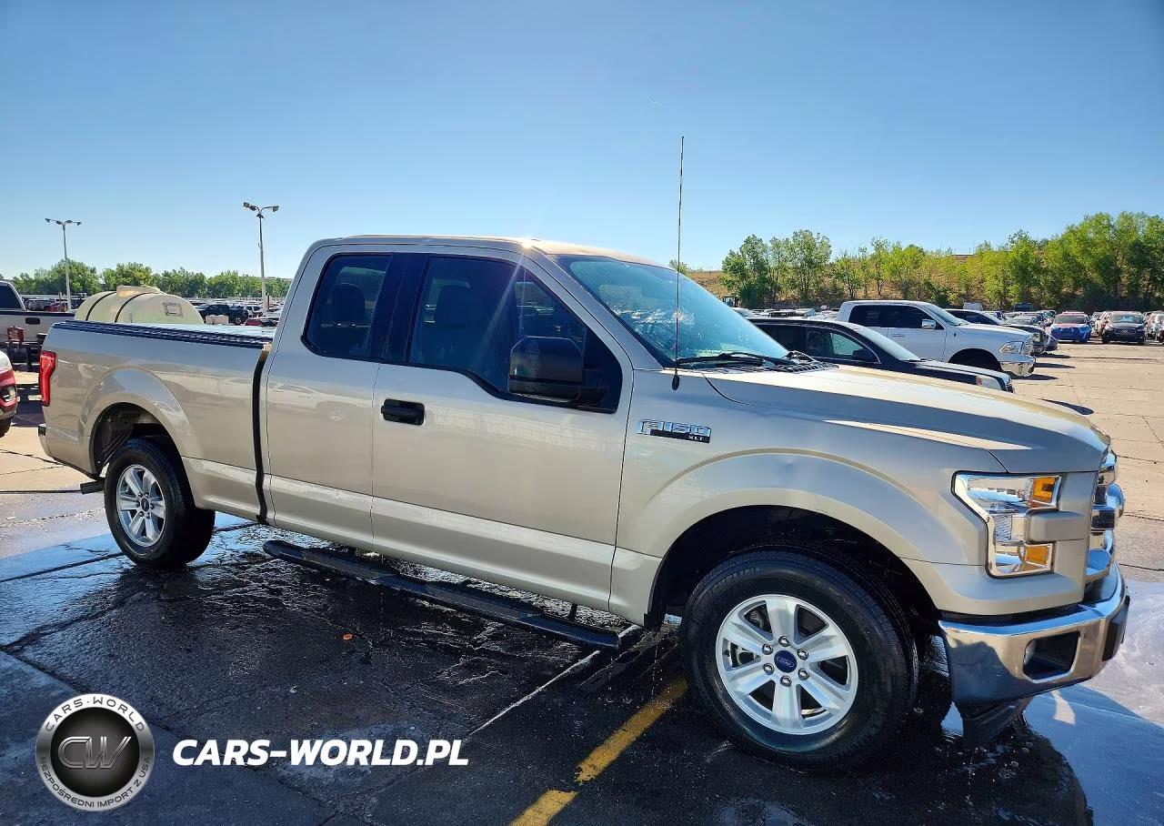2017 Ford F150 Super Cab VIN:1FTEX1C82HKC80626 - 4