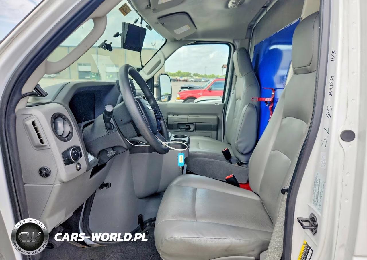 2023 Ford E350 Refrigerated Box Truck VIN:1FDWE3FK5PDD26493 - 7
