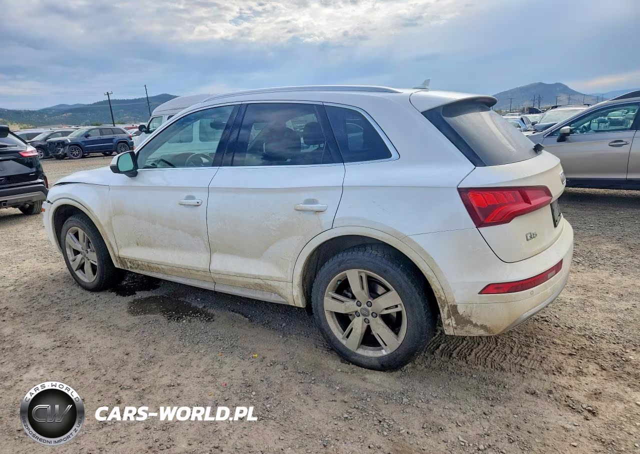 2018 Audi Q5 Premium Plus VIN:WA1BNAFY7J2074612 - 2