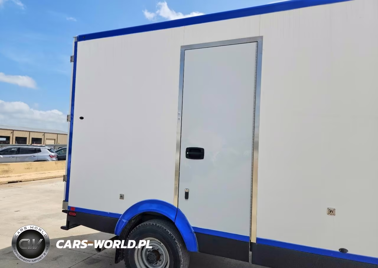 2023 Ford Econoline E350 Super Duty Cutaway Van VIN:1FDWE3FK6PDD32108 - 11