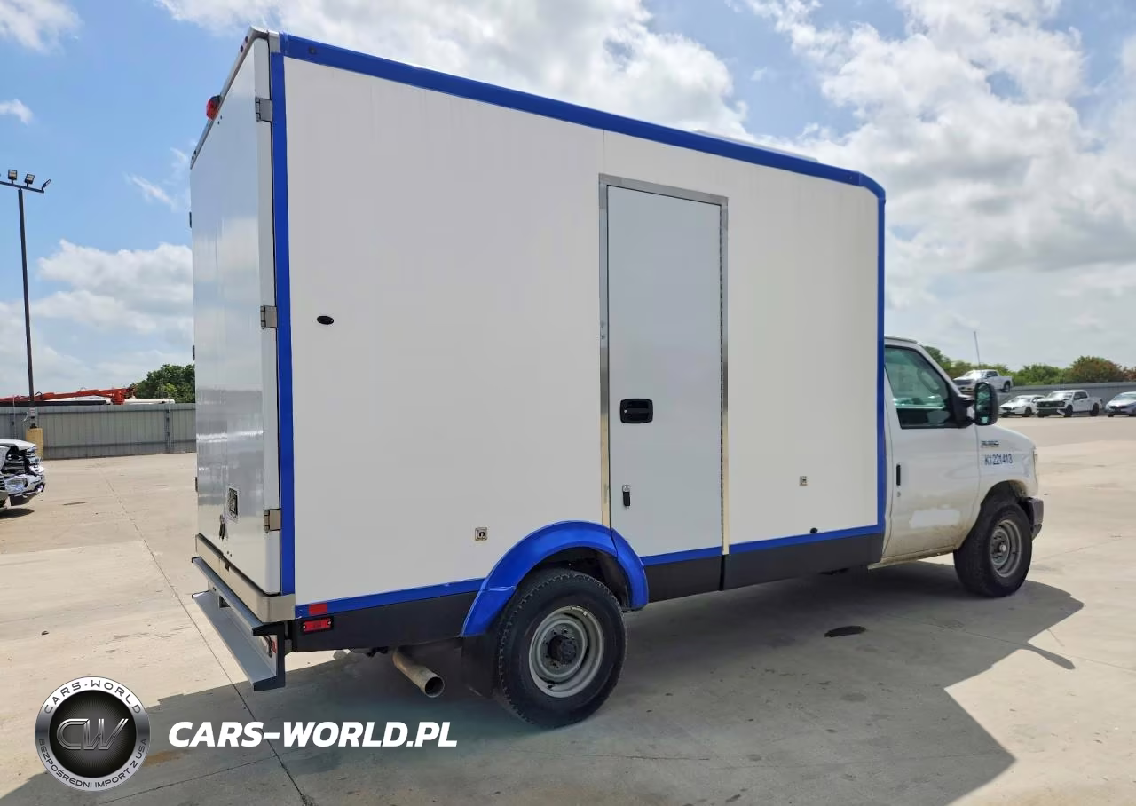 2023 Ford Econoline E350 Super Duty Cutaway Van VIN:1FDWE3FK6PDD32108 - 3