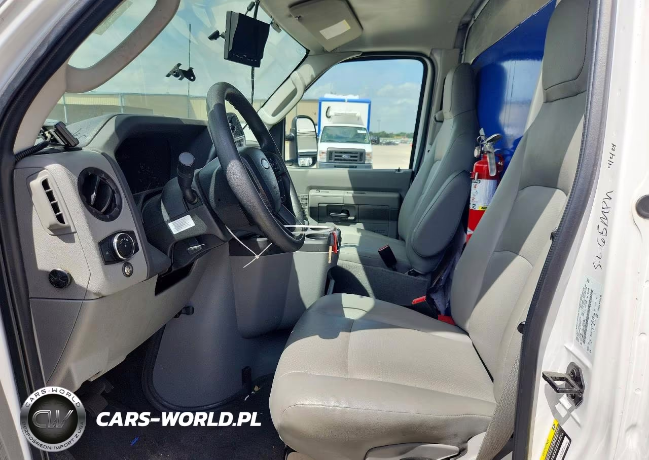 2023 Ford Econoline E350 Super Duty Cutaway Van VIN:1FDWE3FK6PDD32108 - 7