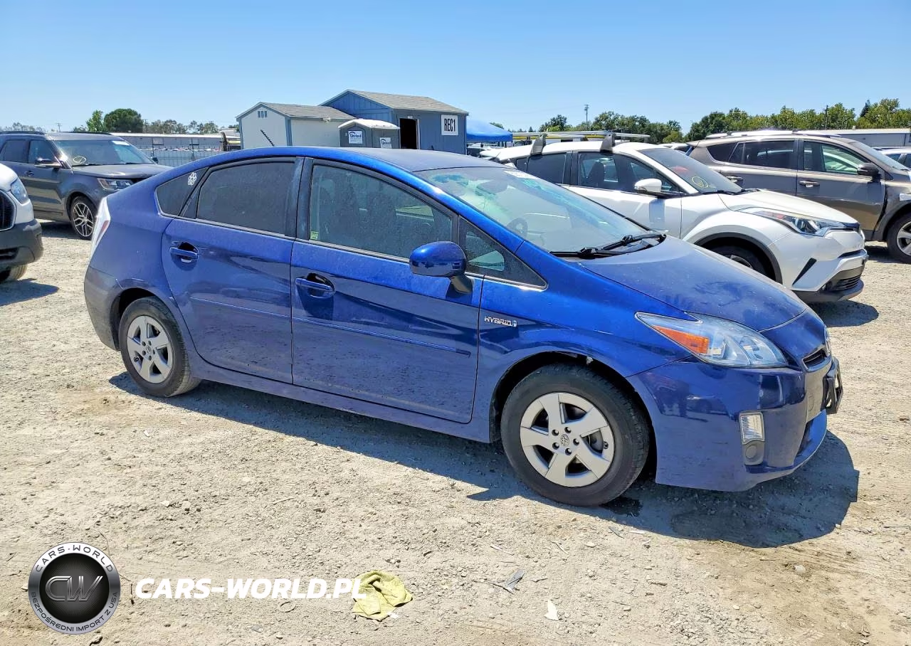2010 Toyota Prius Iii VIN:JTDKN3DU8A0034570 - 4
