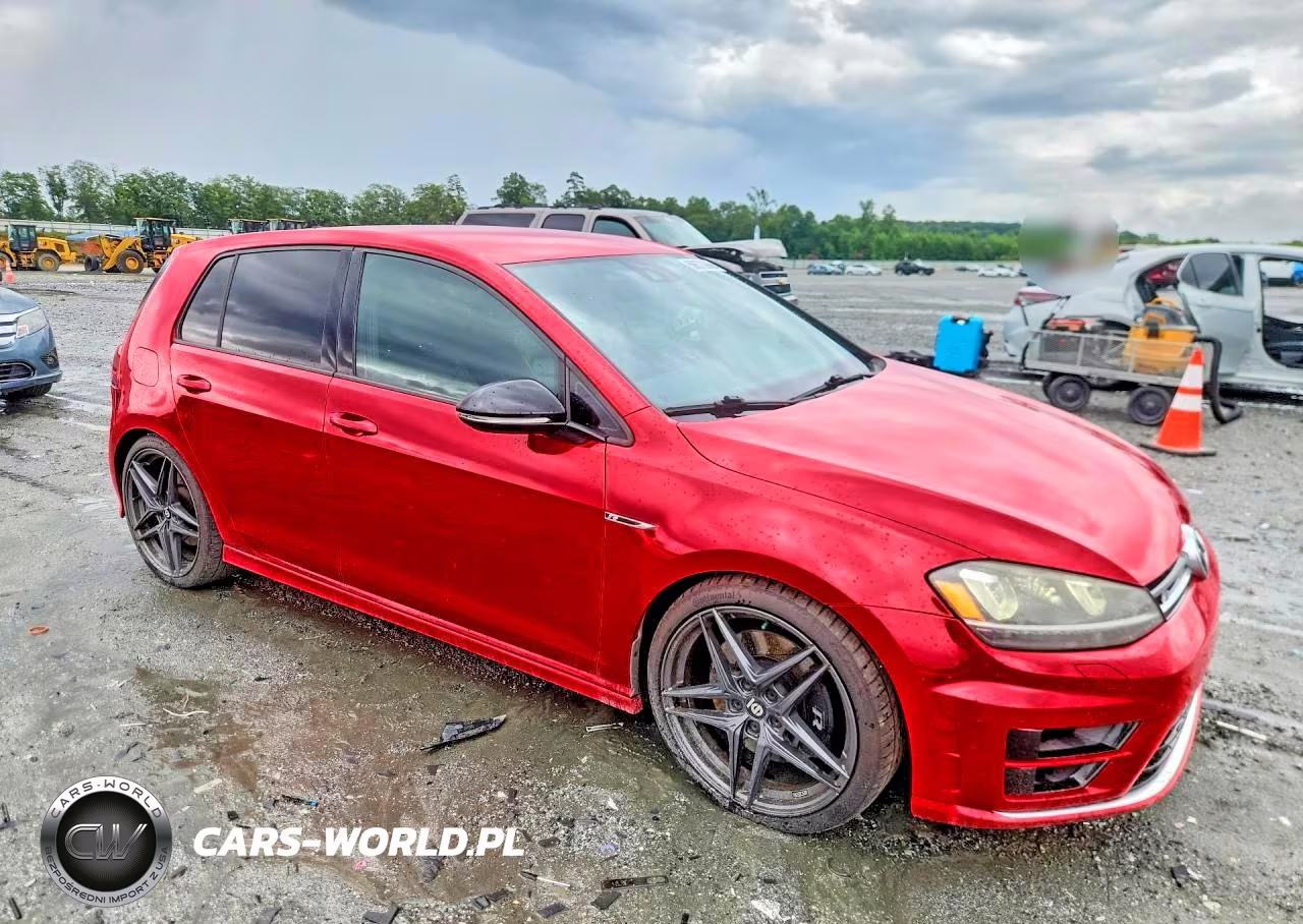 2016 Volkswagen Golf R VIN:WVWLF7AU6GW277216 - 4