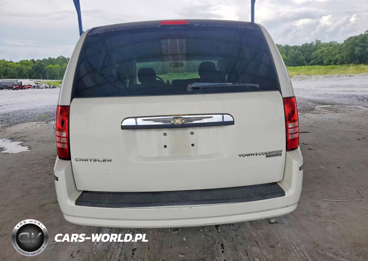 2010 Chrysler Town & Country Lx VIN:2A4RR2D14AR330088 - 6