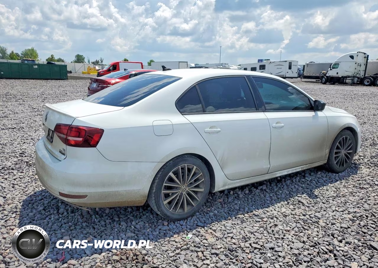 2016 Volkswagen Jetta Sport VIN:3VWD17AJ4GM341436 - 3