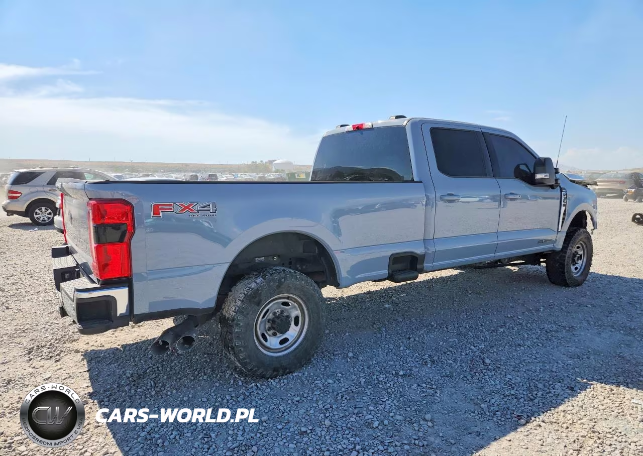 2025 Ford F350 Super Duty VIN:1FT8W3BTXSEC30354 - 3