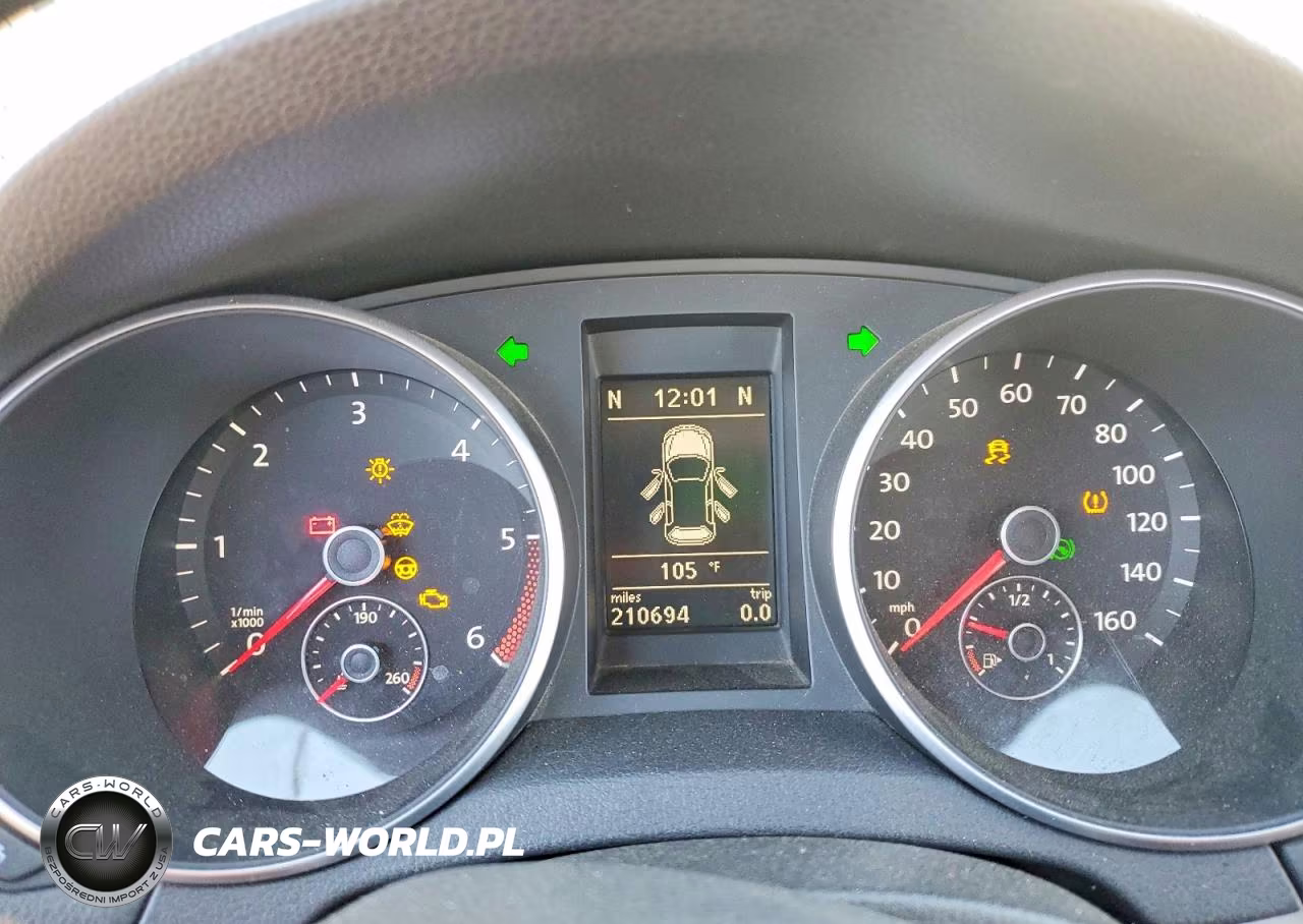 2010 Volkswagen Golf VIN:WVWDM7AJXAW328644 - 9