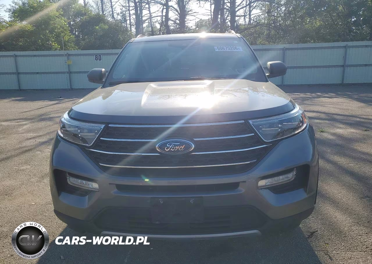 2021 Ford Explorer Xlt VIN:1FMSK8DH6MGA90586 - 5