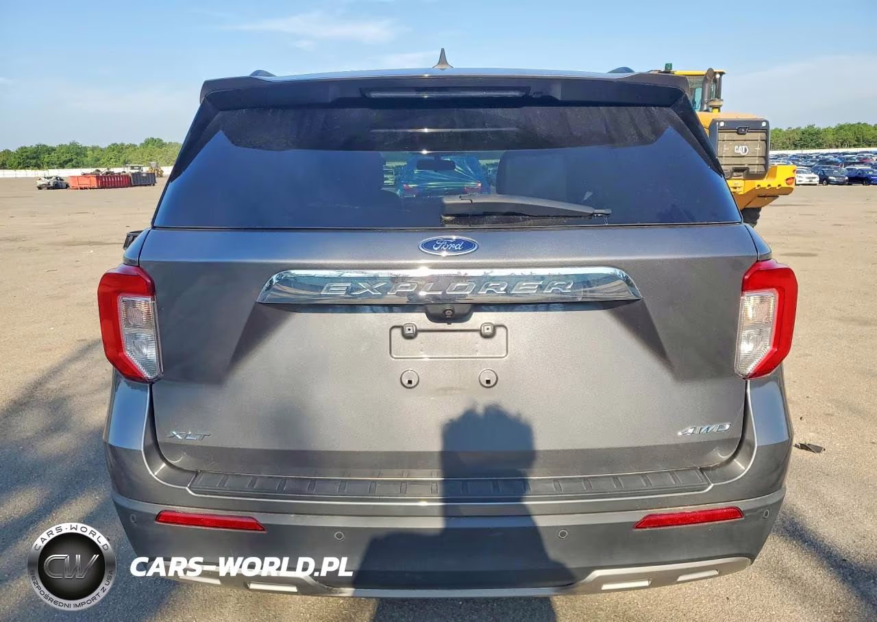 2021 Ford Explorer Xlt VIN:1FMSK8DH6MGA90586 - 6