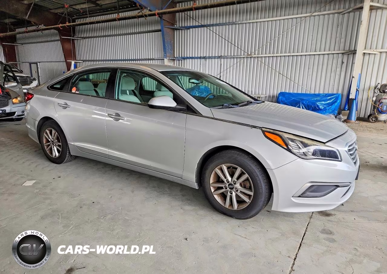 2017 Hyundai Sonata Se VIN:5NPE24AF7HH556671 - 4