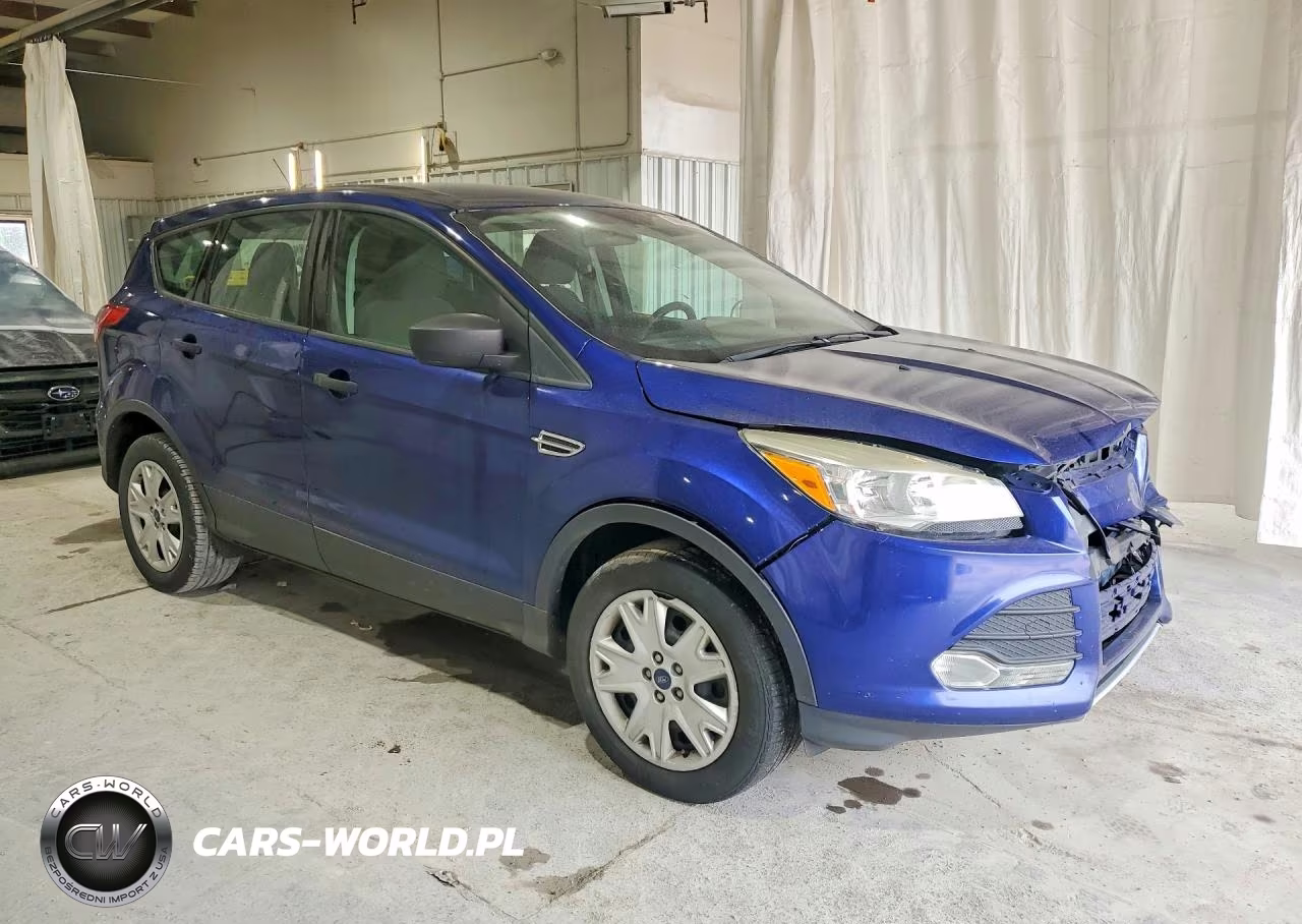 2013 Ford Escape S VIN:1FMCU0F74DUA20302 - 4