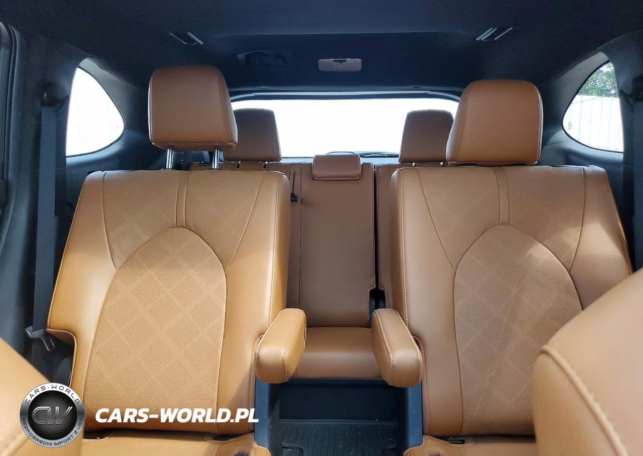 2022 Toyota Highlander Platinum VIN:5TDFZRAH7NS122528 - 10