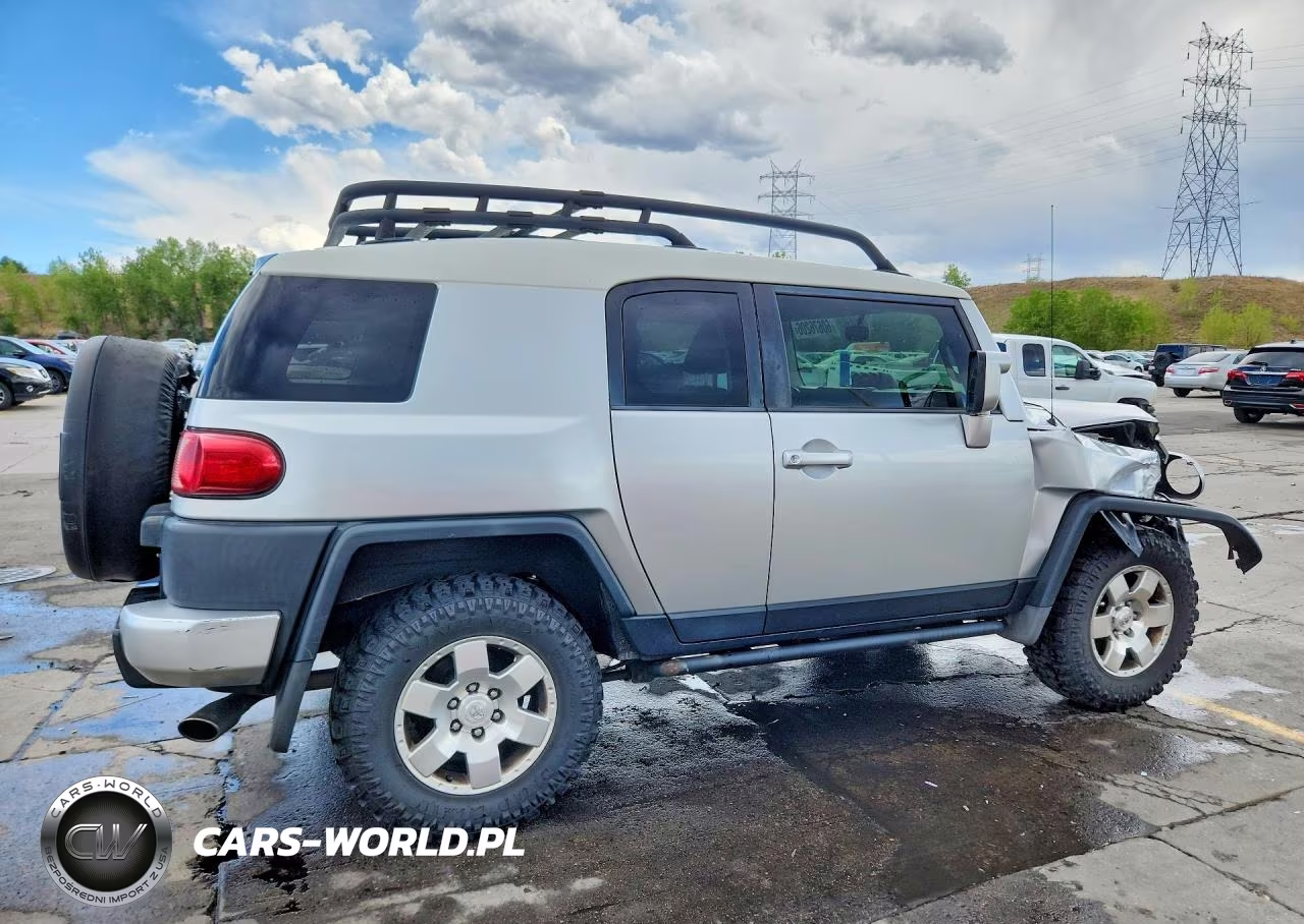 2007 Toyota Fj Cruiser Base VIN:JTEBU11F170078654 - 3