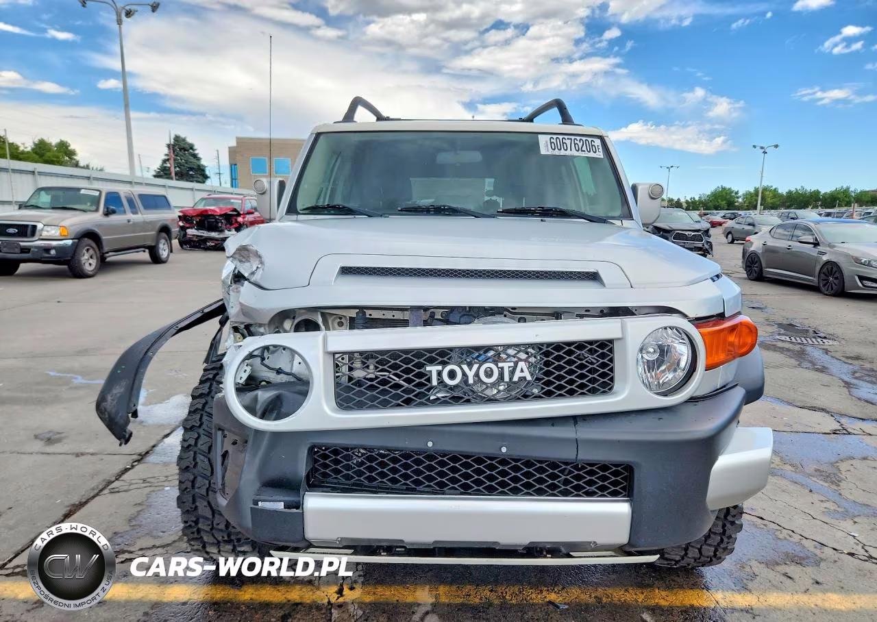 2007 Toyota Fj Cruiser Base VIN:JTEBU11F170078654 - 5