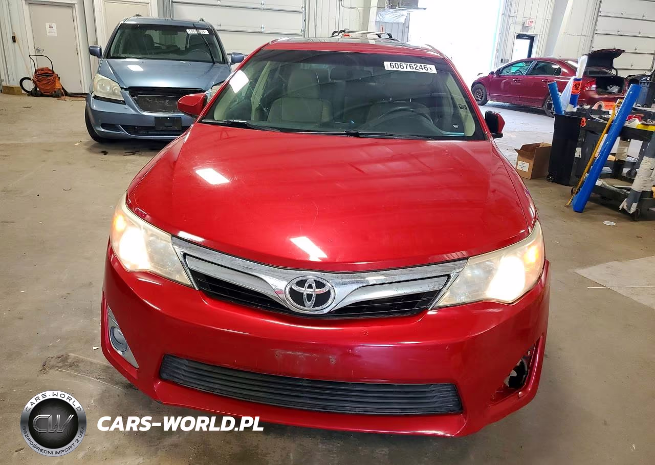 2014 Toyota Camry Xle VIN:4T1BF1FK8EU746598 - 5