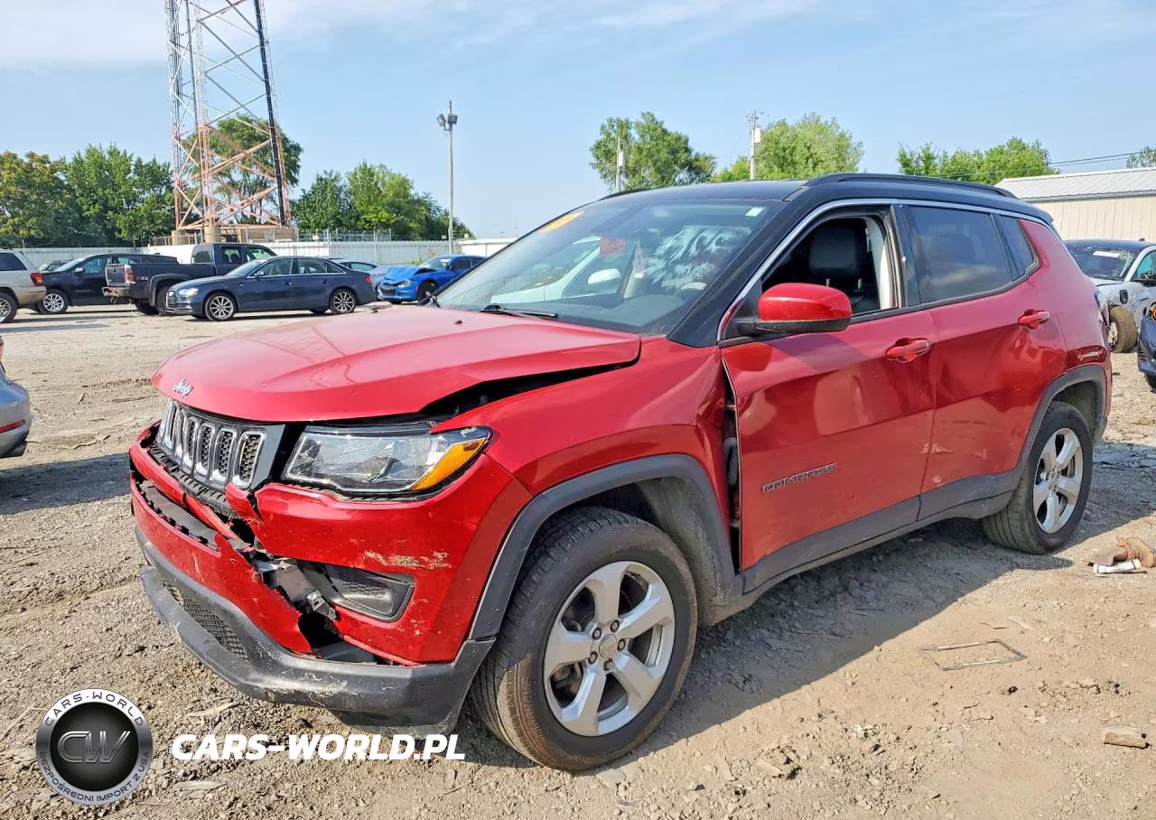 2018 Jeep Compass Latitude VIN:3C4NJDBBXJT115279 - 1