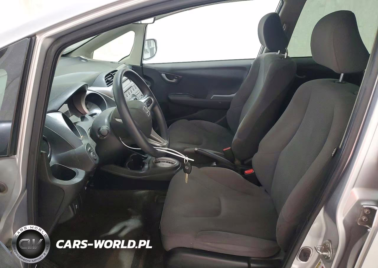 2013 Honda Fit VIN:JHMGE8H34DC007906 - 7