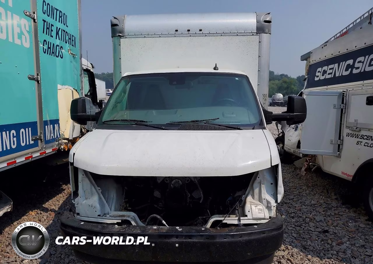 2020 GMC Savana Cutaway G3500 VIN:7GZ37TCG8LN008635 - 5