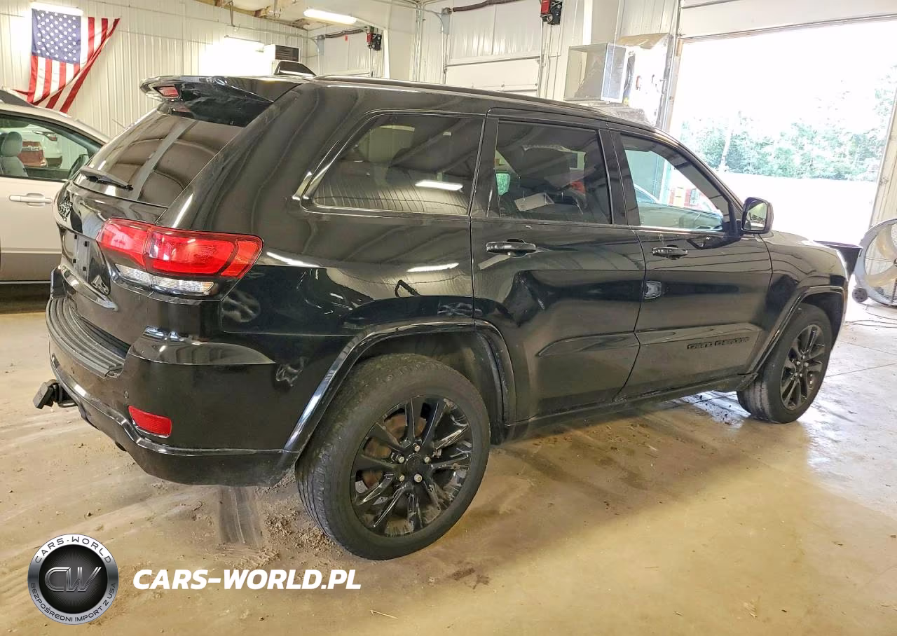 2020 Jeep Grand Cherokee Laredo VIN:1C4RJFAG6LC350450 - 3