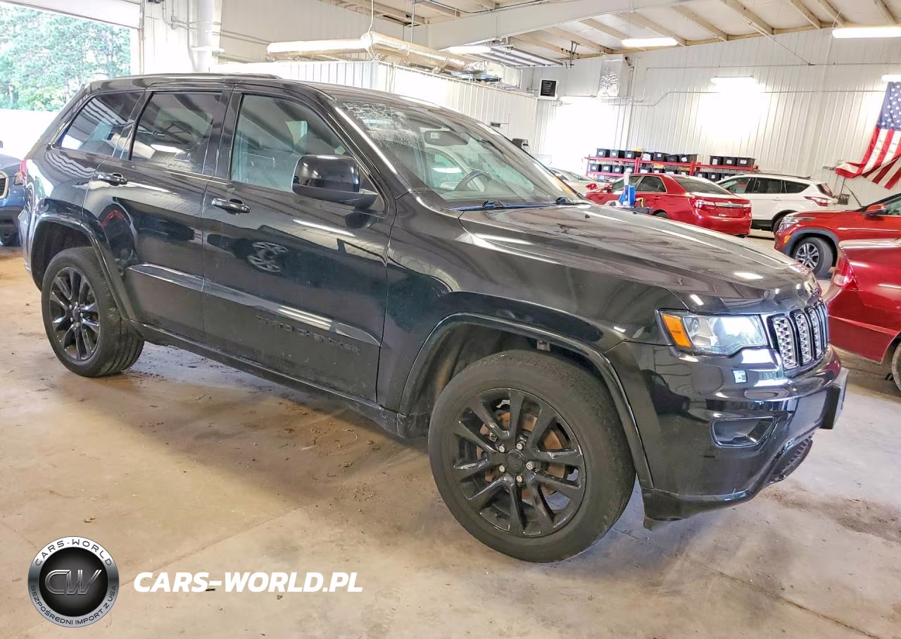 2020 Jeep Grand Cherokee Laredo VIN:1C4RJFAG6LC350450 - 4