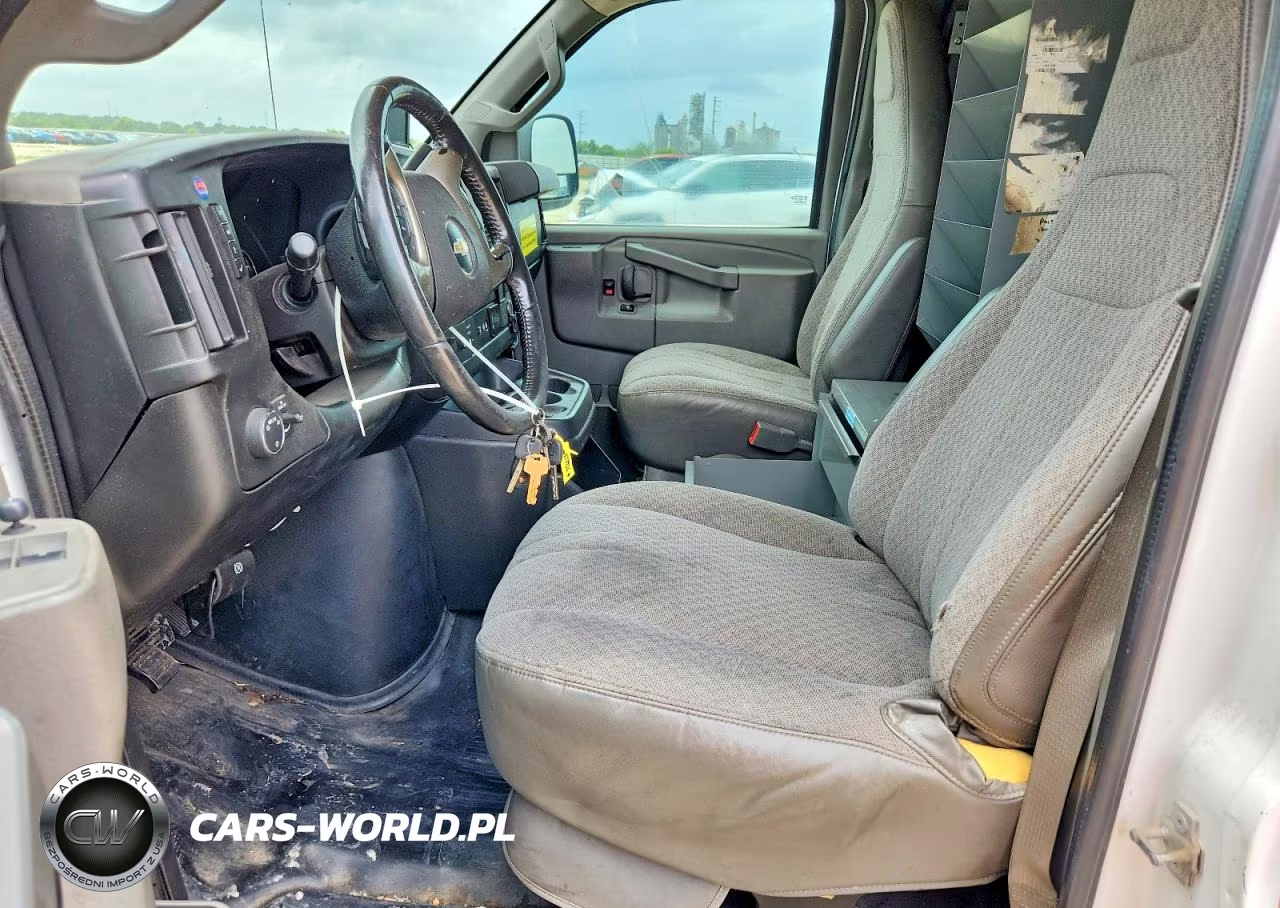 2016 Chevrolet Express G3500 VIN:1GCZGHFG3G1152395 - 7