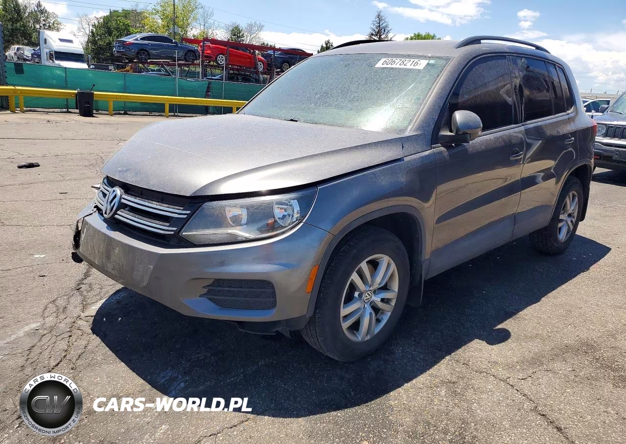 2015 Volkswagen Tiguan S
