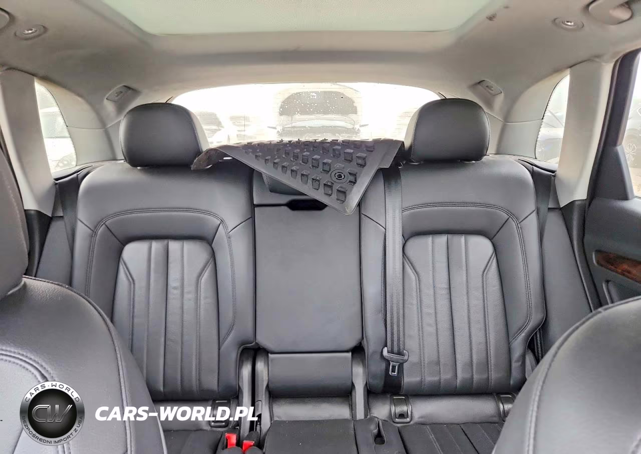 2018 Audi Q5 Premium Plus VIN:WA1BNAFY0J2150123 - 10