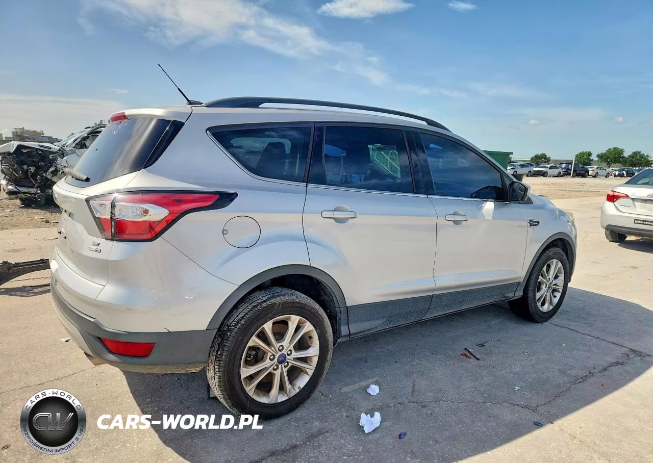 2018 Ford Escape Se VIN:1FMCU9G90JUB48889 - 3