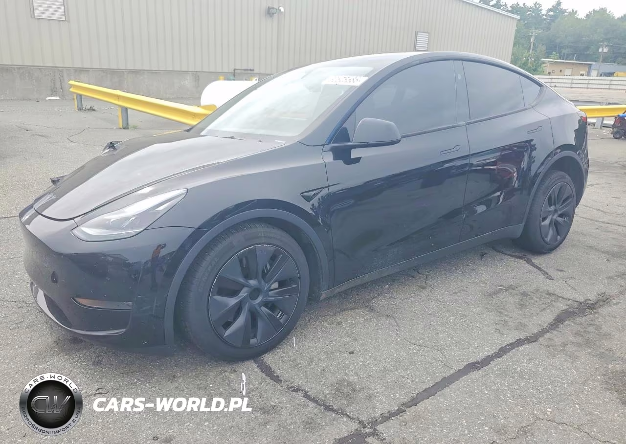 2024 Tesla Model Y – zdjęcie 1 z 12